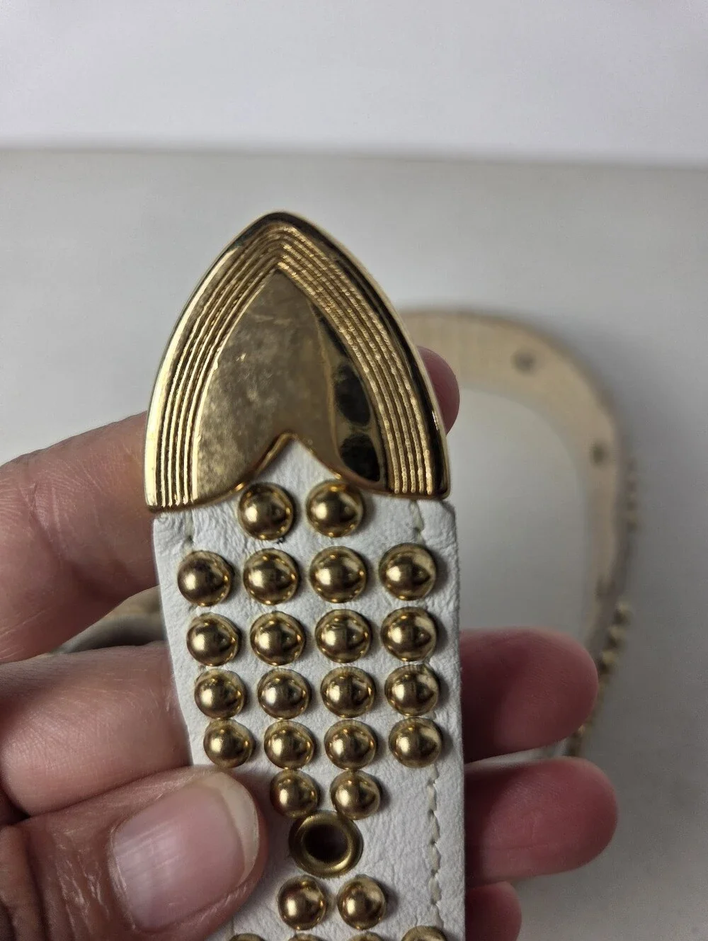 Sand Castle White Belt Studded Gold Buckle Vintage Womens